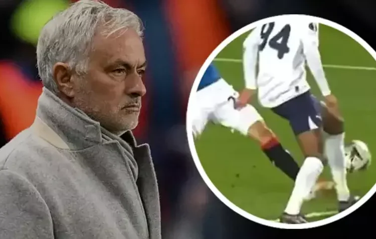 Mourinho: 3 penaltı verilmedi, oyuncularımla gurur duyuyorum, eleneceksek böyle elenelim