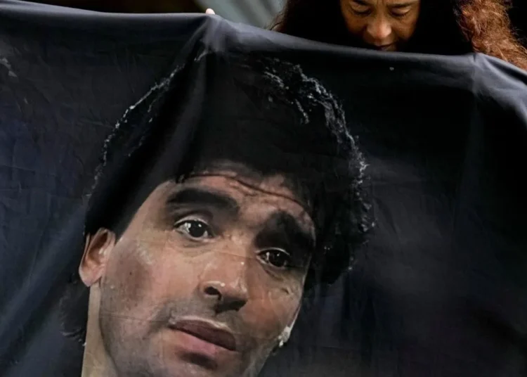 Otopsi raporu yayınlandı! Maradona ölümünden önce saatlerce acı çekmiş 1 Otopsi raporu yayınlandı! Maradona ölümünden önce saatlerce acı çekmiş