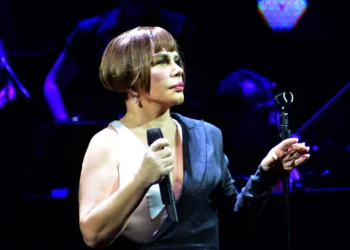 Sezen Aksu, "akl-ı selim"e çağırdı: Ağrılı, sancılı, derin bir üzüntü içindeyim 9 Sezen Aksu, “akl-ı selim”e çağırdı: Ağrılı, sancılı, derin bir üzüntü içindeyim