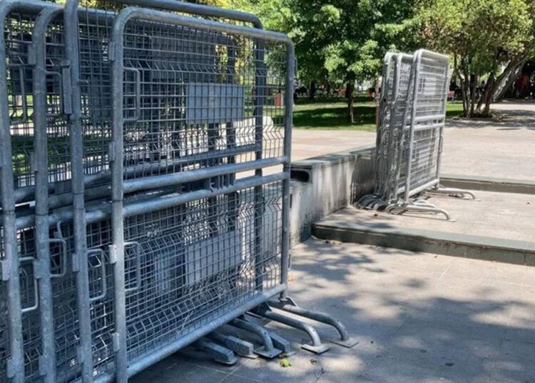 Kaymakamlık açıkladı: Şişli'de 3 günlük eylem yasağı 1 Kaymakamlık açıkladı: Şişli’de 3 günlük eylem yasağı