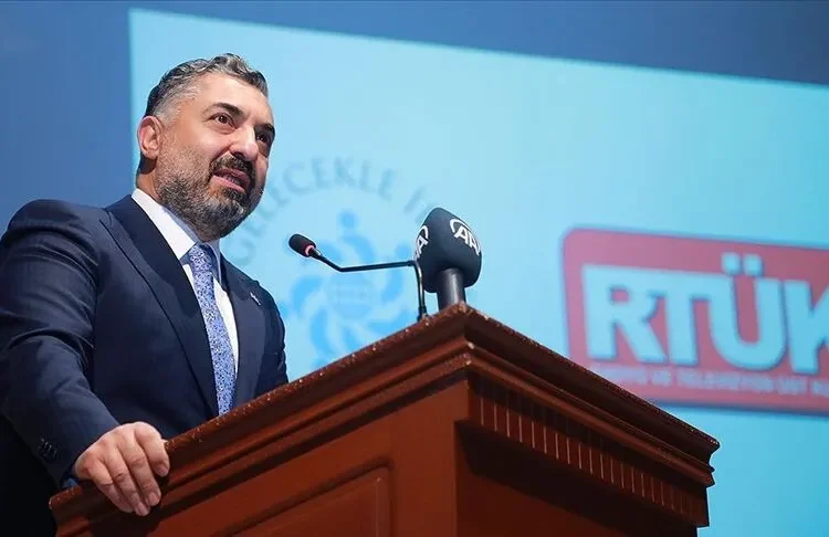 RTÜK Başkanı televizyon kanallarını tehdit etti, canlı yayınlar durduruldu