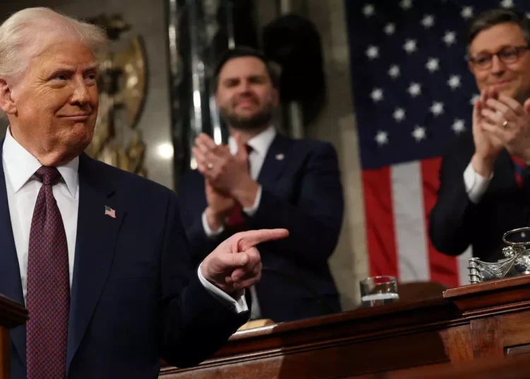 Zelenskiy, müzakere masasına oturmaya hazır olduğunu mektupla Trump’a iletmiş 1 Zelenskiy, müzakere masasına oturmaya hazır olduğunu mektupla Trump’a iletmiş