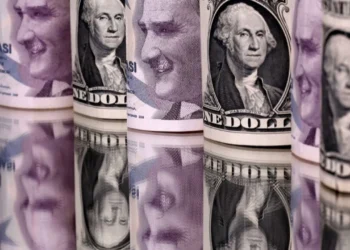 Yabancı finans kurumları, yıl sonu dolar kuru beklentilerini güncelledi