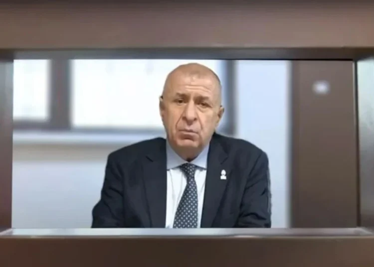 Ümit Özdağ: İktidarın Öcalan’la yürüttüğü süreç sebebiyle rehin tutuluyorum 1 Ümit Özdağ: İktidarın Öcalan’la yürüttüğü süreç sebebiyle rehin tutuluyorum