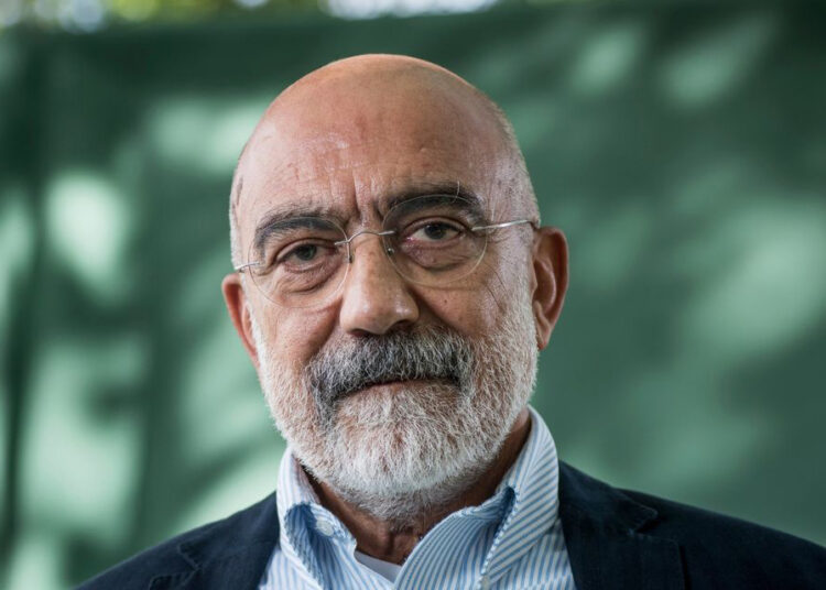Ahmet Altan: Türkiye'deki yazarlar tehlikede 1 Ahmet Altan: Türkiye’deki yazarlar tehlikede