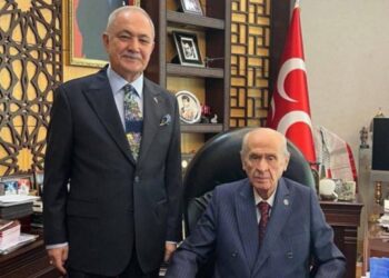 Deprem davasında 21 yıl hapis cezası alan eski MHP’li başkan, Devlet Bahçeli’yi ziyaret etti