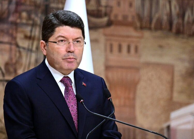 DEM Parti Heyeti ile Adalet Bakanı Tunç'un görüşme saati belli oldu: Heyetteki isimler de belli oldu 1 DEM Parti Heyeti ile Adalet Bakanı Tunç’un görüşme saati belli oldu: Heyetteki isimler de belli oldu