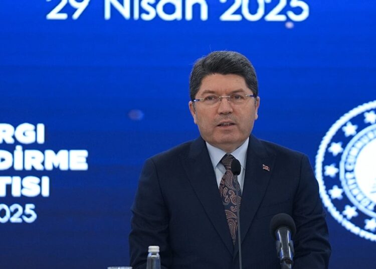 Adalet Bakanı’ndan 10. Yargı Paketi açıklaması: ’40 madde hazırladık’