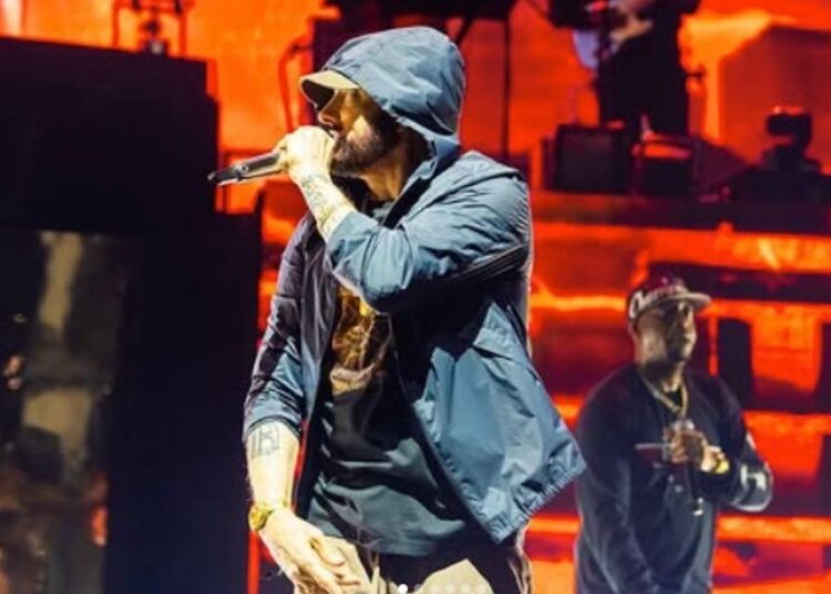 Ünlü rapçi Eminem dede oldu 1 Ünlü rapçi Eminem dede oldu