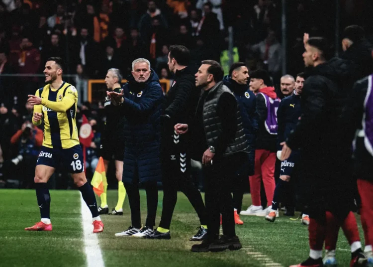 Savcılık, Mourinho'nun Galatasaray için söylediği "maymun gibi" sözlerini ırkçılık saymadı 1 Savcılık, Mourinho’nun Galatasaray için söylediği “maymun gibi” sözlerini ırkçılık saymadı