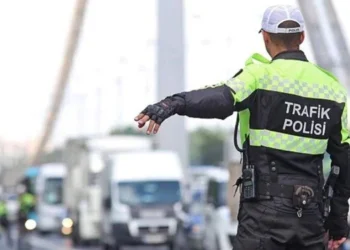 İstanbul’da 1 Mayıs günü ulaşım duracak: İşte kapanan yol ve metroların tam listesi
