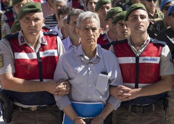 ‘Darbenin 1 numarası’ denilen Akın Öztürk’ü de AK Parti üyesi yaptılar