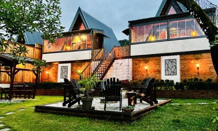 9 ayda sahte bungalov ilanıyla 70 milyon topladılar 1 Bungalovda skandal: Yatak odasındaki ampülün içine gizli kamera yerleştirilmiş