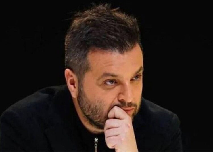 Gazeteci Candaş Tolga Işık: "Programı yapmamam için beni tehdit ediyorlar" 1 Gazeteci Candaş Tolga Işık: “Programı yapmamam için beni tehdit ediyorlar”
