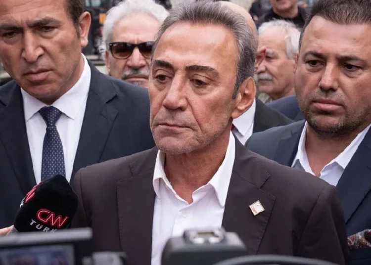 Berhan Şimşek, CHP kurultayının iptali için YSK’ya başvurdu 1 Berhan Şimşek, CHP kurultayının iptali için YSK’ya başvurdu