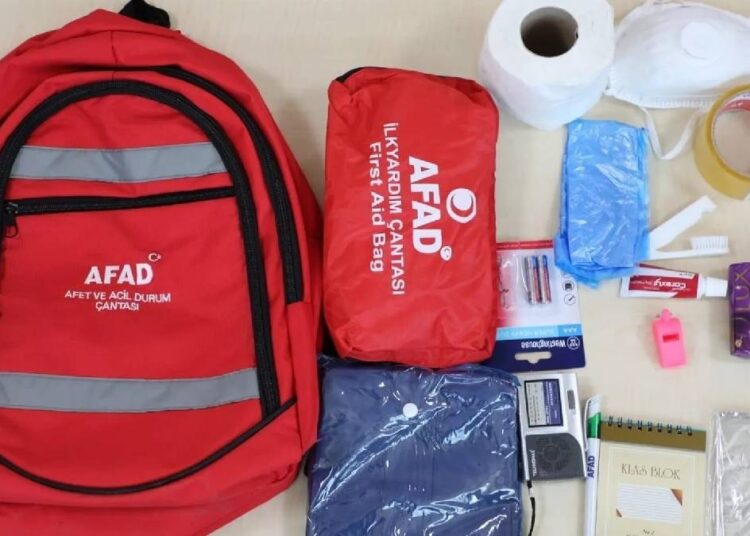 Deprem çantası ve çadırlara zam yapıldı