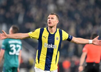 Fenerbahçe’de Edin Dzeko için ayrılık iddiası