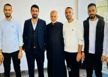 Gazzeli babanın dramı! Güvenli yer arayışına çıkan 6 oğlu İsrail İHA’sı tarafından katledildi