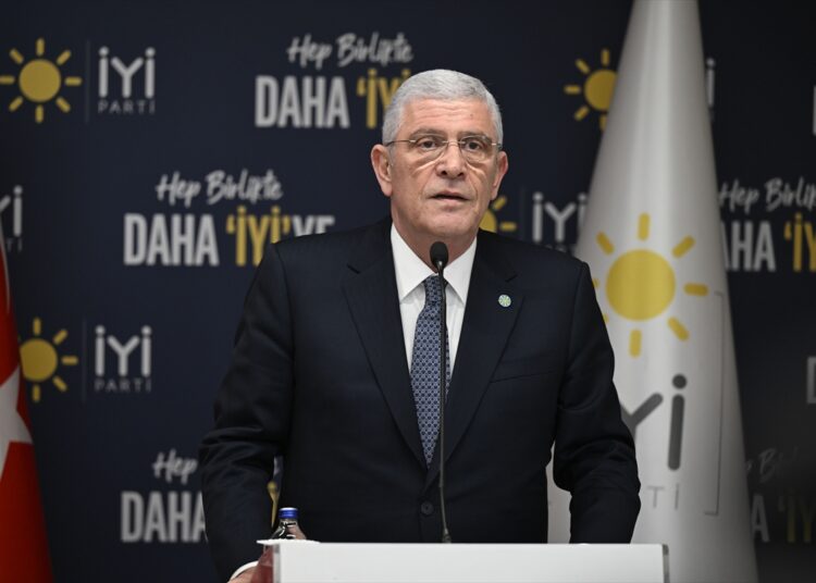 Müsavat Dervişoğlu: Artık Cumhurbaşkanını ve hükümeti değiştirmenin zamanı 1 Müsavat Dervişoğlu: Artık Cumhurbaşkanını ve hükümeti değiştirmenin zamanı
