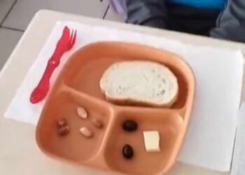 Öğrencilerin beslenme tabakları sosyal medyada gündem oldu