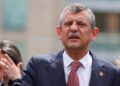 Özgür Özel’den fon soruşturması iddiası: 60’a yakın milletvekili ya da yakınları fonlarda 15 Özgür Özel’den Ali Yerlikaya’ya: Ağzına o bandı koy, bilmediğin konuda bir daha konuşma