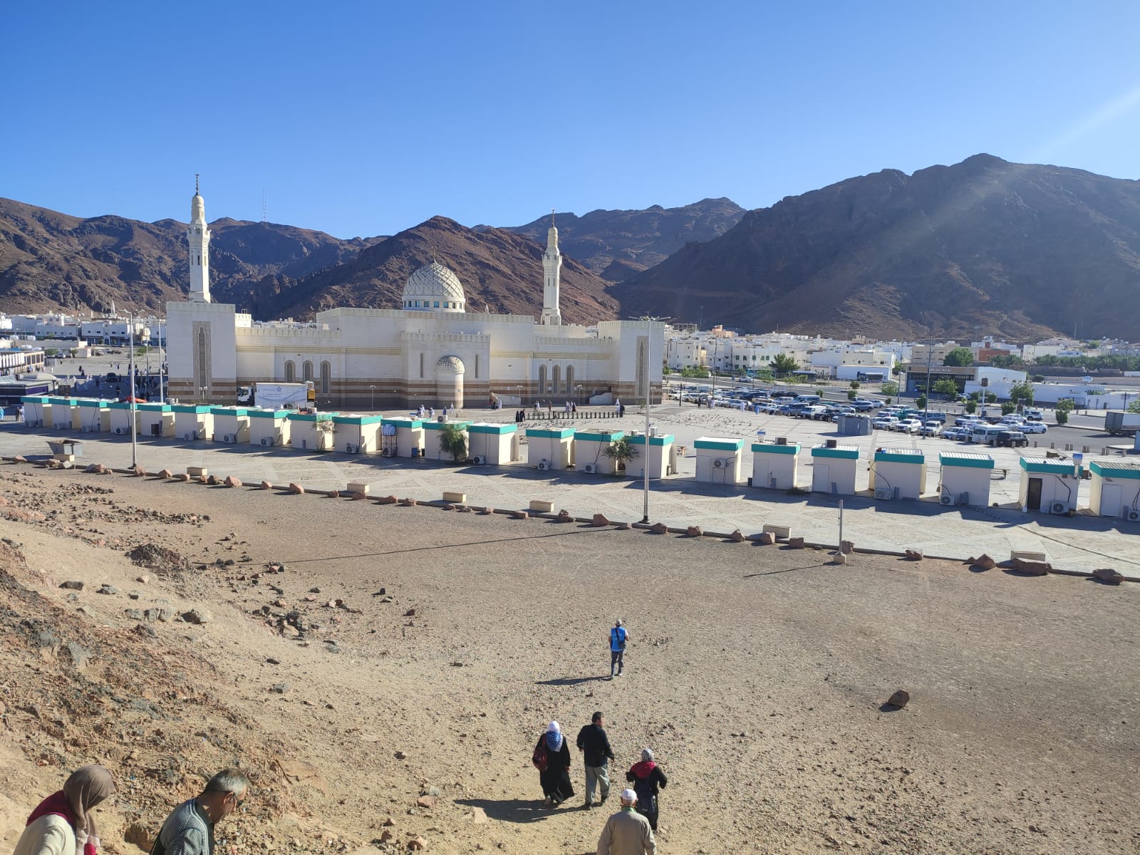 Ömer Faruk Deniz yazdı l Hac yolculuğu: “Biz Uhud’u severiz Uhud da bizi”