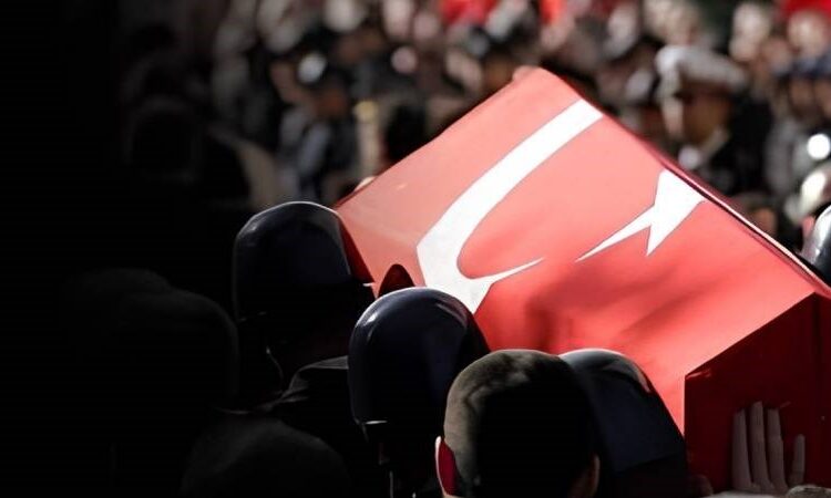 Pençe-Kilit bölgesinde bir asker şehit oldu