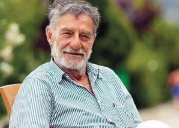 Usta oyuncu Ahmet Mekin hastaneye kaldırıldı