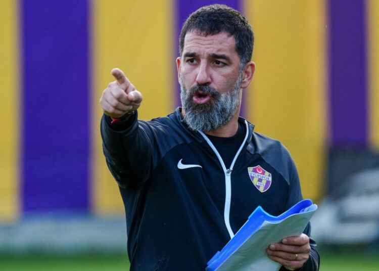 Arda Turan yeni takımına 2 yıllık imzayı attı 1 Arda Turan’ın bir sonraki durağı Avrupa olabilir