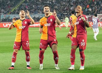 Şampiyonluğa 1 puan kaldı: Galatasaray, Trabzonspor engelini de geçti