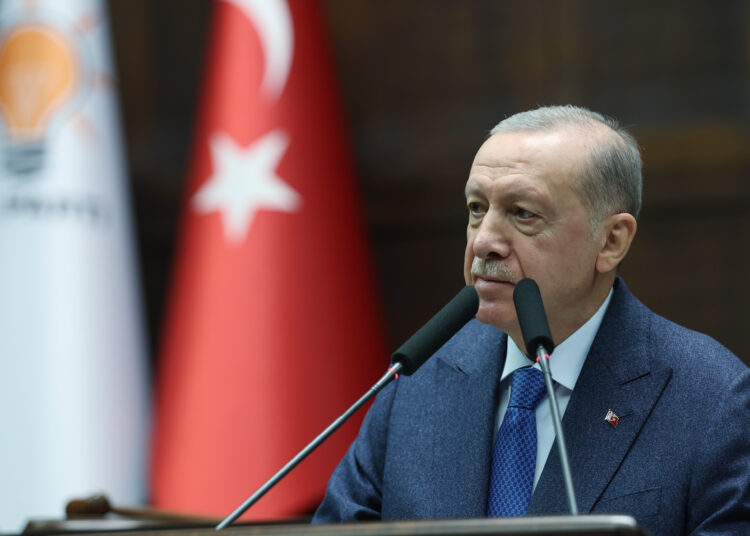 Hüsnü Yusuf Turabiç yazdı Erdoğan’dan mesaj; Kayyıma son, İmamoğlu’na yumruk!
