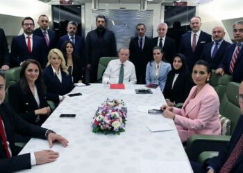 Erdoğan’dan Bahçeli’nin ‘adaylık’ sözlerine yanıt: ‘Büyük memnuniyet duydum, onore oldum’