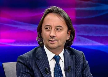 Seçime günler kala teslim edilmiş: Yeni Şafak yazarı, Kiptaş’tan kurasız konut almış