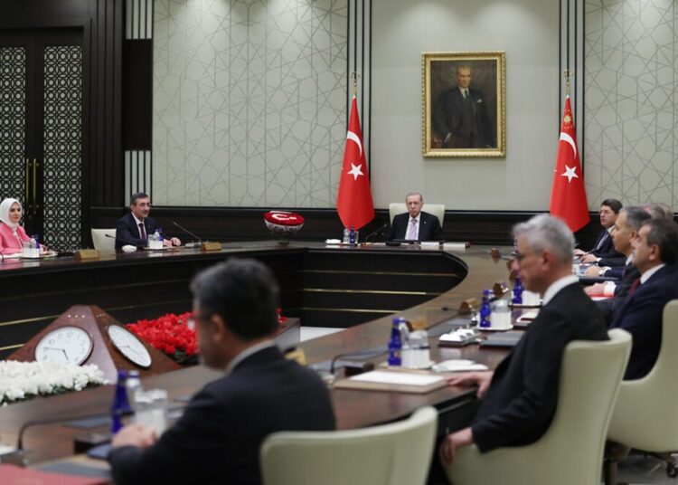 "8 bakan değişecek, 2 yeni bakanlık kurulacak" iddiası 1 “8 bakan değişecek, 2 yeni bakanlık kurulacak” iddiası