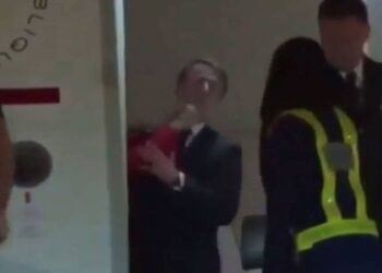 Macron’dan ‘tokat’ iddialarına yanıt: ‘Şakalaşıyorduk’