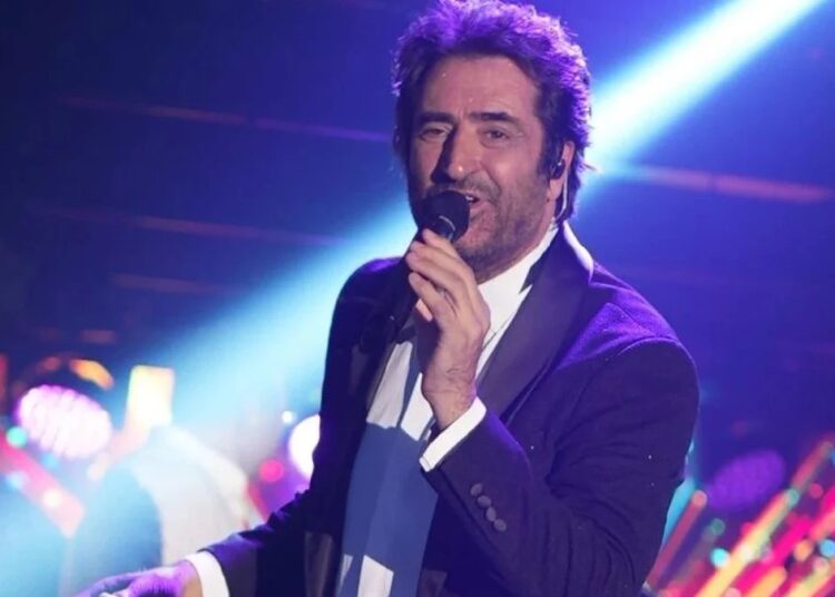 Mahsun Kırmızıgül’den 1 Mayıs üzerinden yönetim eleştirisi 1 Sanatçı Mahsun Kırmızıgül: Bu ülkede yolsuzluk, terörden daha büyük bir sorun