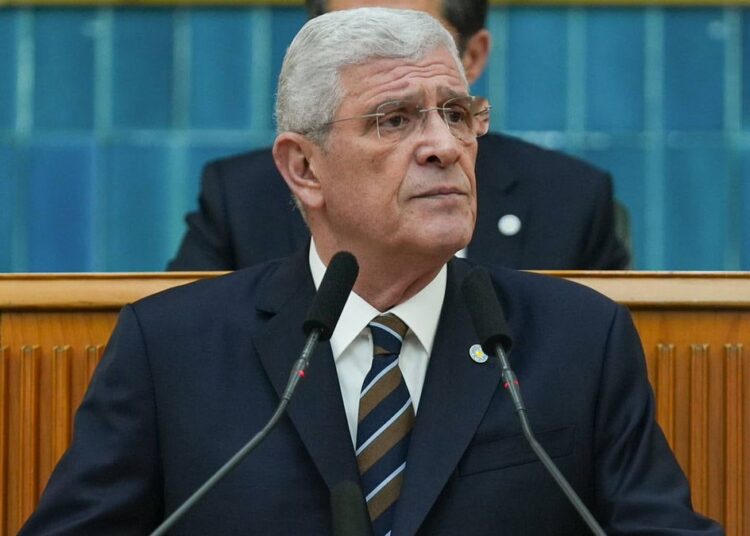 Müsavat Dervişoğlu'ndan "yeni anayasa" çıkışı: Bu hezeyanlara geçit vermeyeceğiz 1 Müsavat Dervişoğlu’ndan “yeni anayasa” çıkışı: Bu hezeyanlara geçit vermeyeceğiz