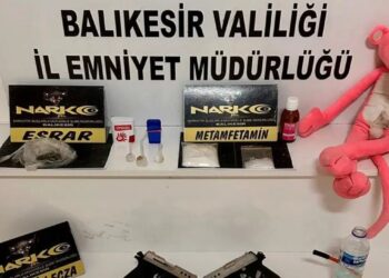 Pembe panter oyuncağından uyuşturucu çıktı