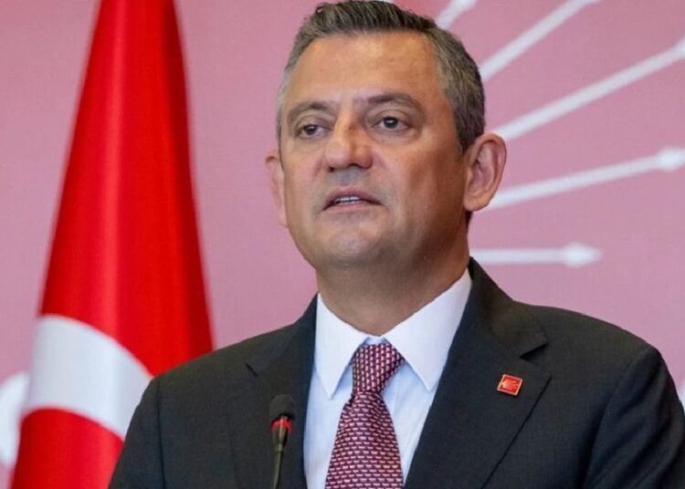 Özgür Özel'in 'sürpriz hamlesi': 'Göreceksiniz dayanamayacaklar' 1 Özgür Özel’in ‘sürpriz hamlesi’: ‘Göreceksiniz dayanamayacaklar’