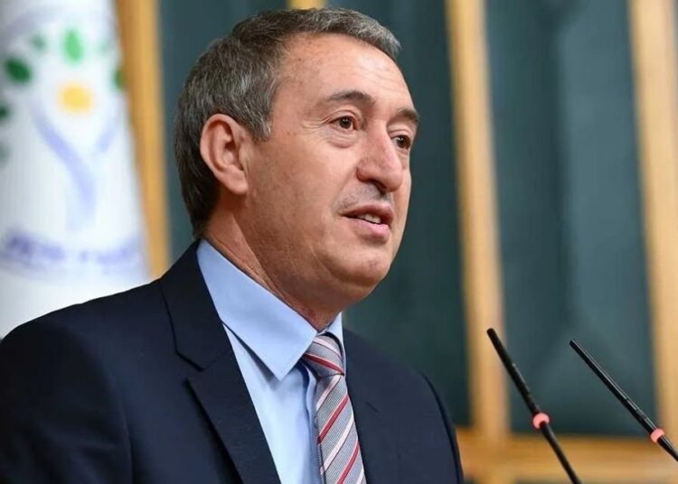 Bakırhan'dan iktidara 'süreç' çağrısı: 'Toplumsal rızayı büyütmek sadece bizim işimiz mi?' 1 Bakırhan’dan iktidara ‘süreç’ çağrısı: ‘Toplumsal rızayı büyütmek sadece bizim işimiz mi?’