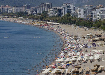 Turizmcilerden ‘bayram tatili 9 güne çıkarılsın’ çağrısı