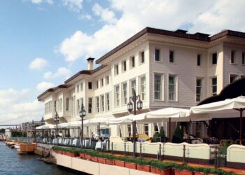 Ünal Aysal’ın sahibi olduğu otel icradan satışa çıkarıldı