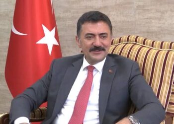 Tunceli Valisi Bülent Tekbıyıkoğlu bakanlık tarafından merkeze çekildi