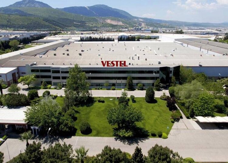 Vestel, 2 bin kişiyi işten çıkaracak: 'Tamamen verimlilik için...' savunması 1 Vestel, 2 bin kişiyi işten çıkaracak: ‘Tamamen verimlilik için…’ savunması