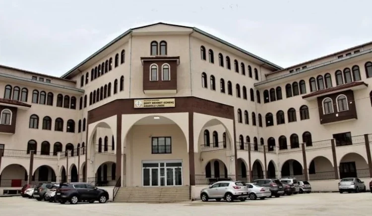 Okulda çiçek vakası görüldü, okulda eğitime yıl sonuna kadar ara verildi 1 Okulda çiçek vakası görüldü, okulda eğitime yıl sonuna kadar ara verildi