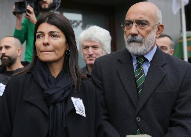 Ahmet Altan'ın eşi Gülnur Altan hayatını kaybetti 1 Ahmet Altan’ın eşi Gülnur Altan hayatını kaybetti