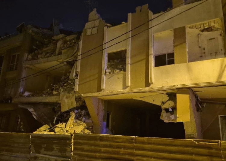 Avcılar’da 6 katlı bina gece saatlerinde çöktü