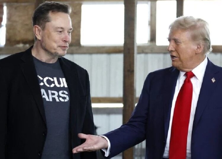 Musk, Trump hakkında yazdığı yazılardan pişman oldu 1 Musk ve Trump arasında kılıçlar çekildi: ‘Adı Epstein dosyasında…’