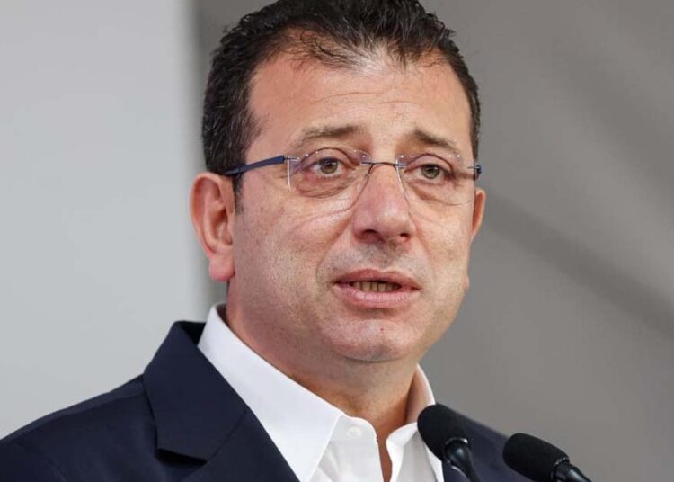 Ekrem İmamoğlu hastaneye kaldırıldı 1 İmamoğlu’ndan bayram mesajı: ‘Bir büyük haksızlığın mağduruyum’