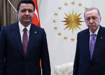 Erdoğan, Saadet Partisi Genel Başkanı Arıkan ile görüştü